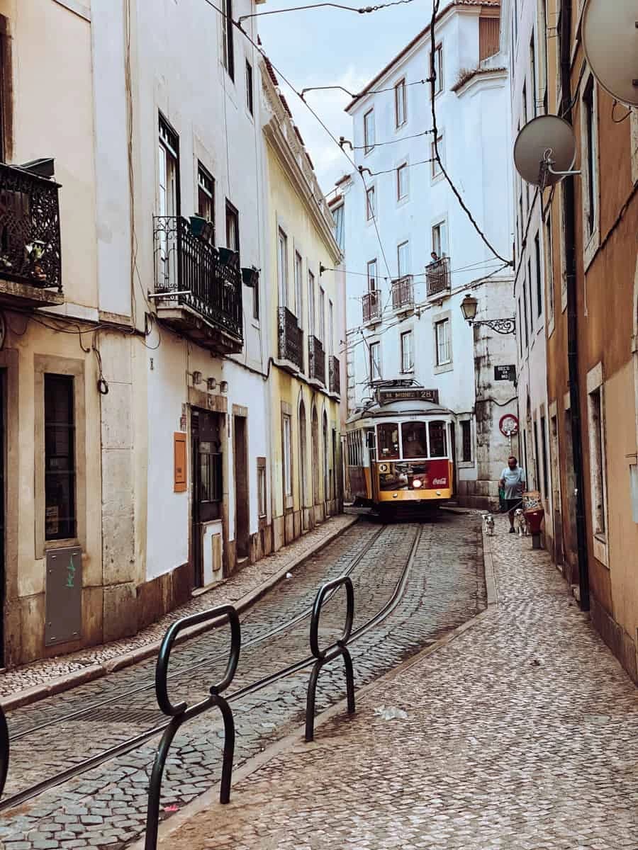 Alfama Tour